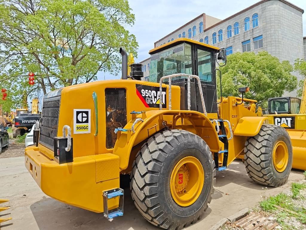 CAT 950GC Kolesové nakladače