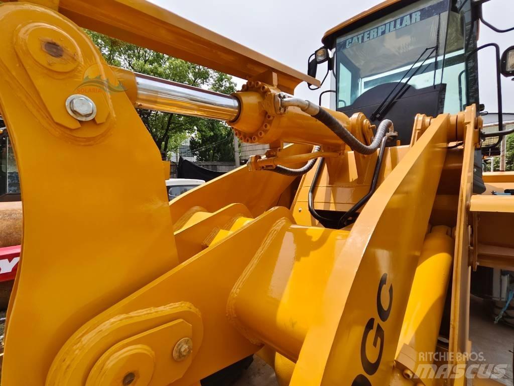 CAT 950GC Kolesové nakladače