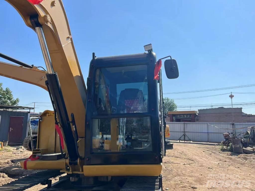 CAT 307 Pásové rýpadlá