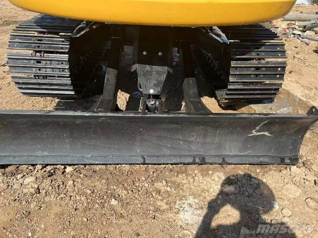 CAT 307 Pásové rýpadlá