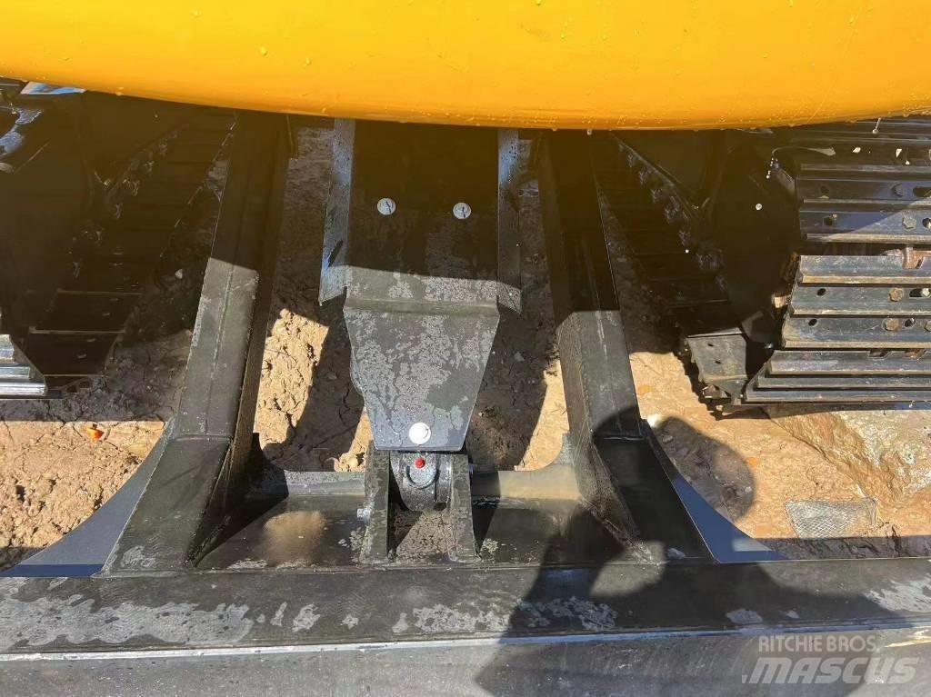 CAT 307 Pásové rýpadlá