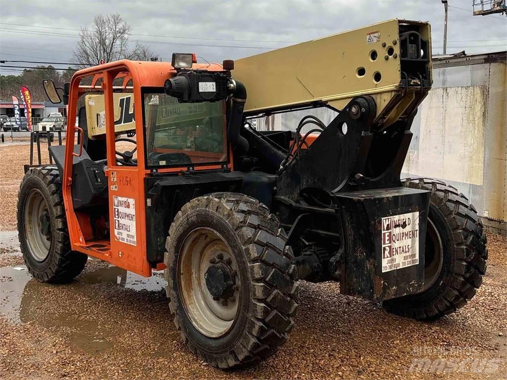JLG G6-42A Teleskopické manipulátory