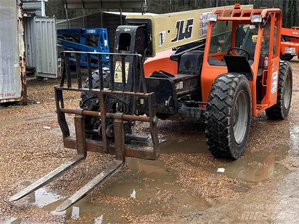 JLG G6-42A Teleskopické manipulátory