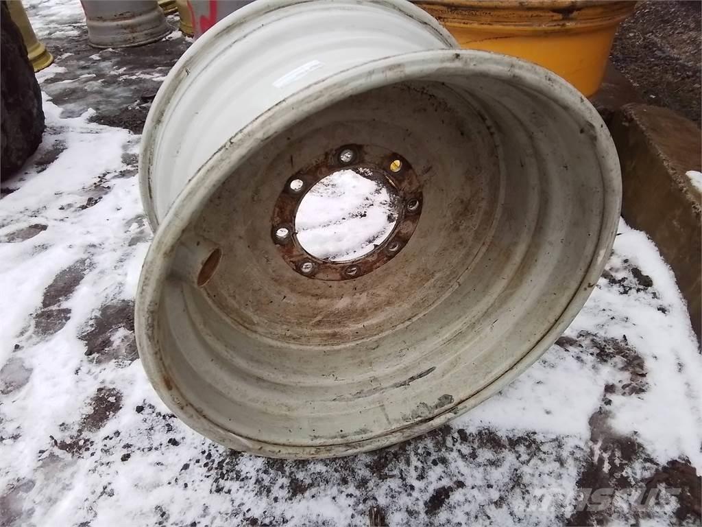  Okänt Sampo 20x28 Pneumatiky, kolesá a ráfiky