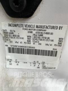 Ford F 350 Plošinové nákladné automobily/nákladné automobily so sklápacími bočnicami