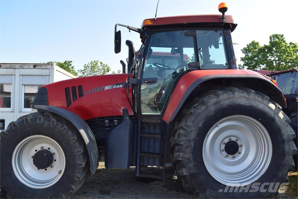 Case IH CVX 1155 Traktory
