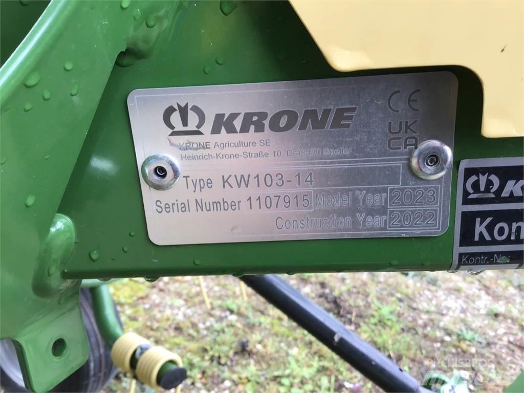 Krone Vendro 820 Obracače a zhrabovače sena