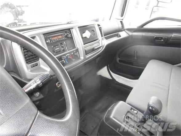 Hino 338 Kombinované/Čerpacie cisterny