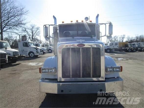 Peterbilt 365 Kombinované/Čerpacie cisterny