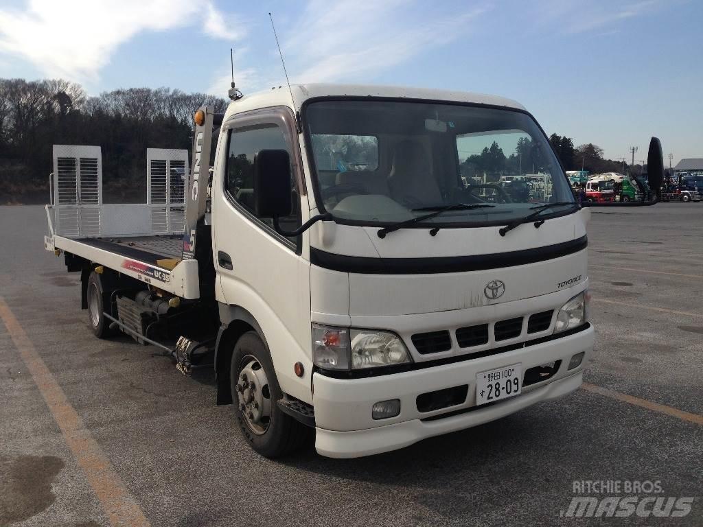 Toyota PB-XZU423 Nákladní vozidlá na prepravu automobilov