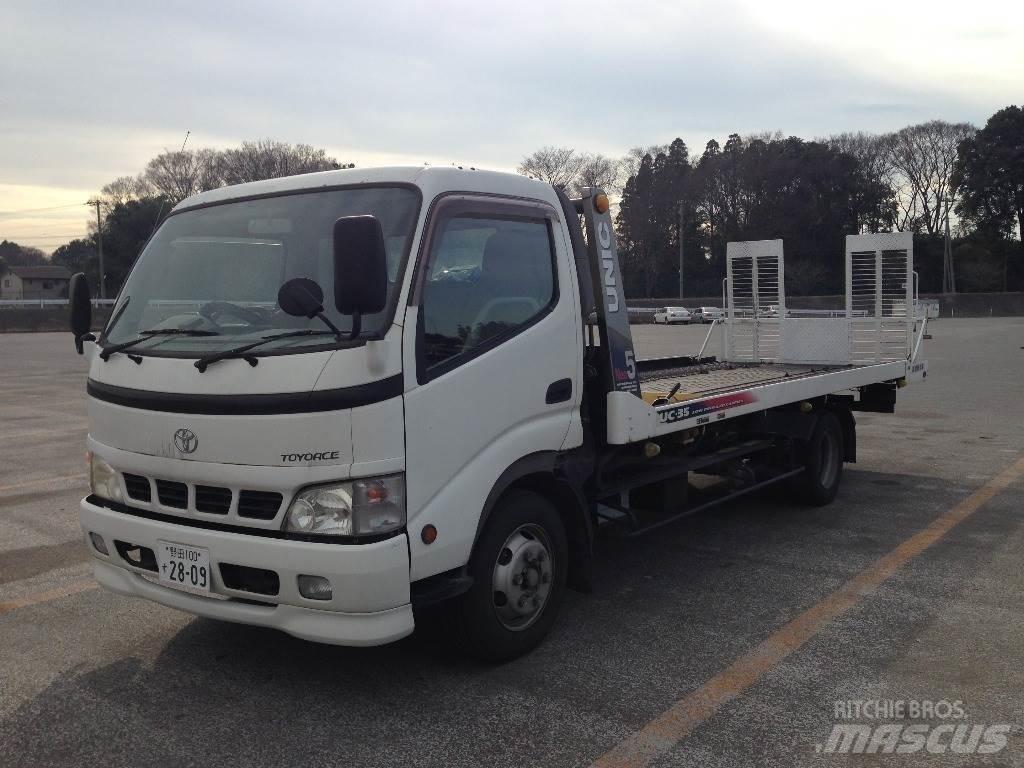 Toyota PB-XZU423 Nákladní vozidlá na prepravu automobilov