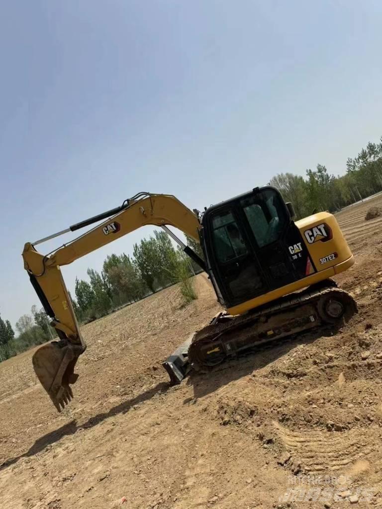 CAT 307 E2 Pásové rýpadlá