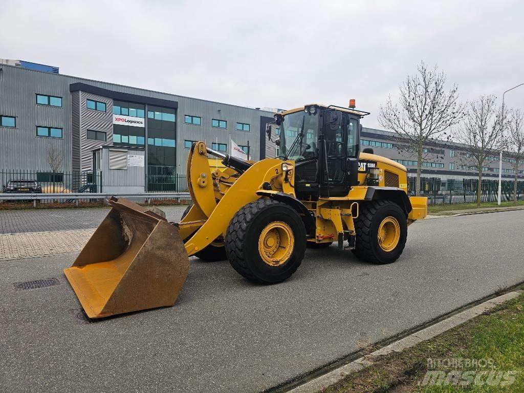 CAT 938 M Kolesové nakladače