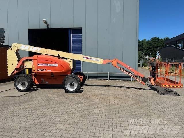 JLG 600 AJ Kĺbové plošiny