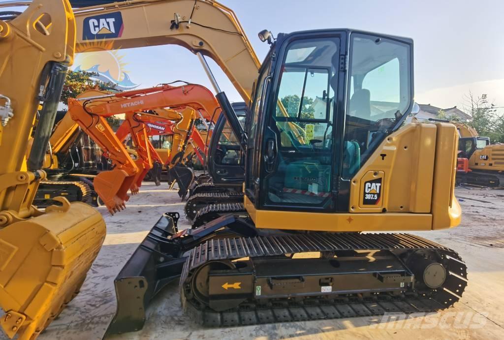 CAT 307.5 Pásové rýpadlá