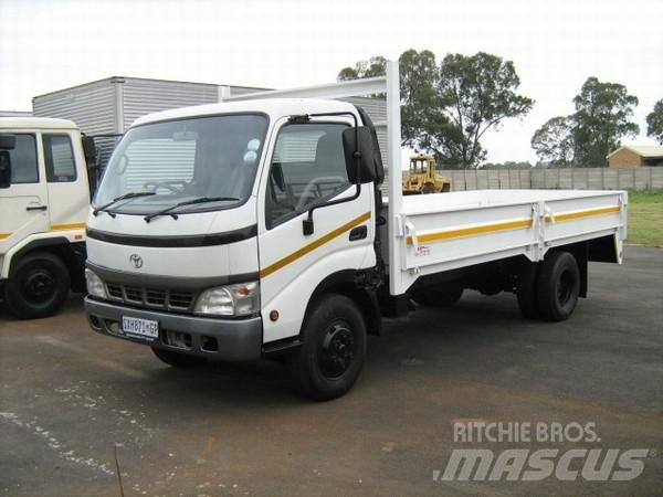 Toyota Dyna 7145 Plošinové nákladné automobily/nákladné automobily so sklápacími bočnicami