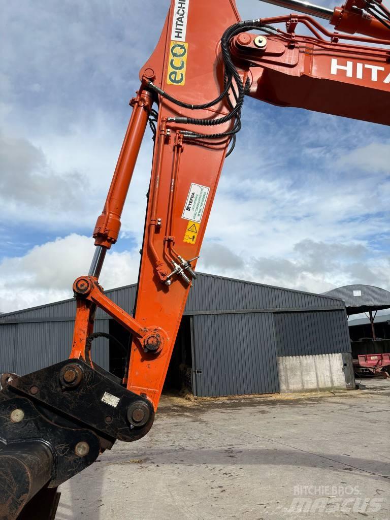 Hitachi 210LC Pásové rýpadlá