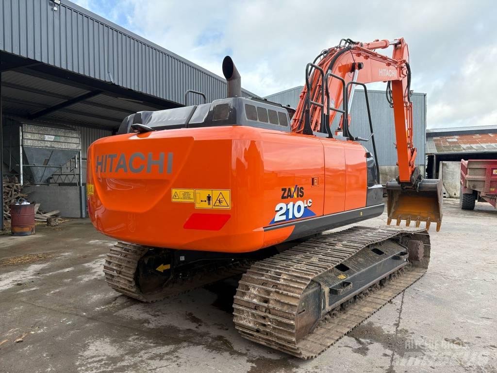 Hitachi 210LC Pásové rýpadlá