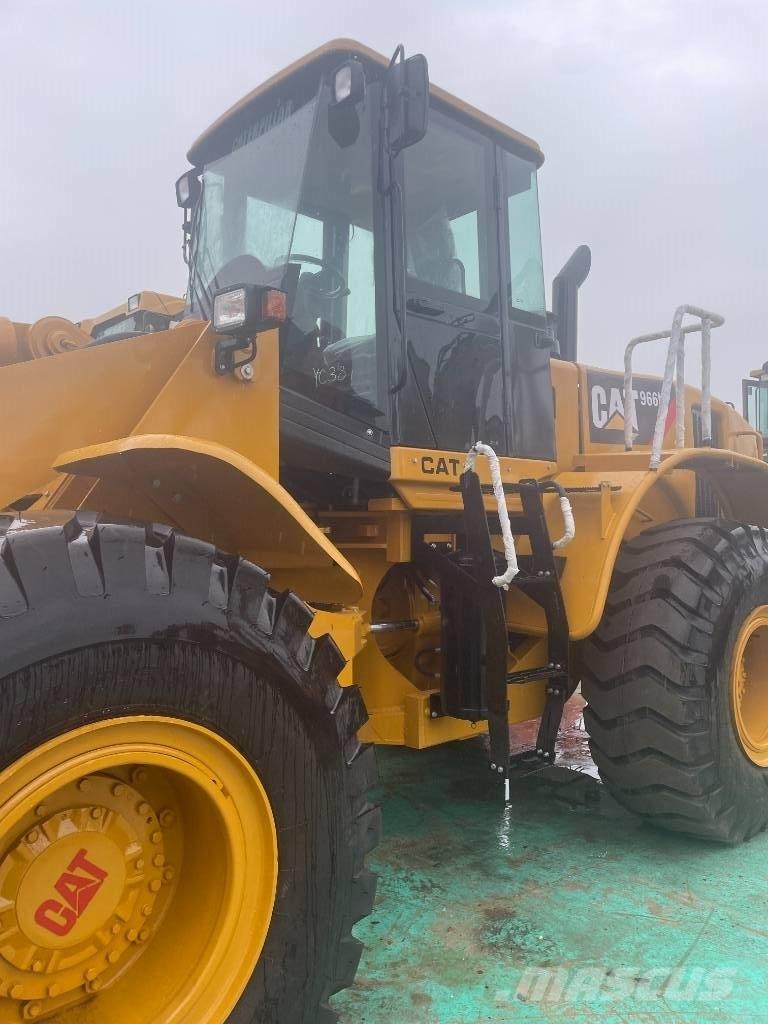 CAT 966 H Kolesové nakladače