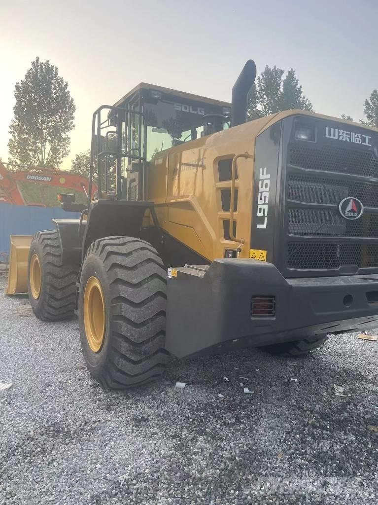 SDLG LG 956 F Kolesové nakladače