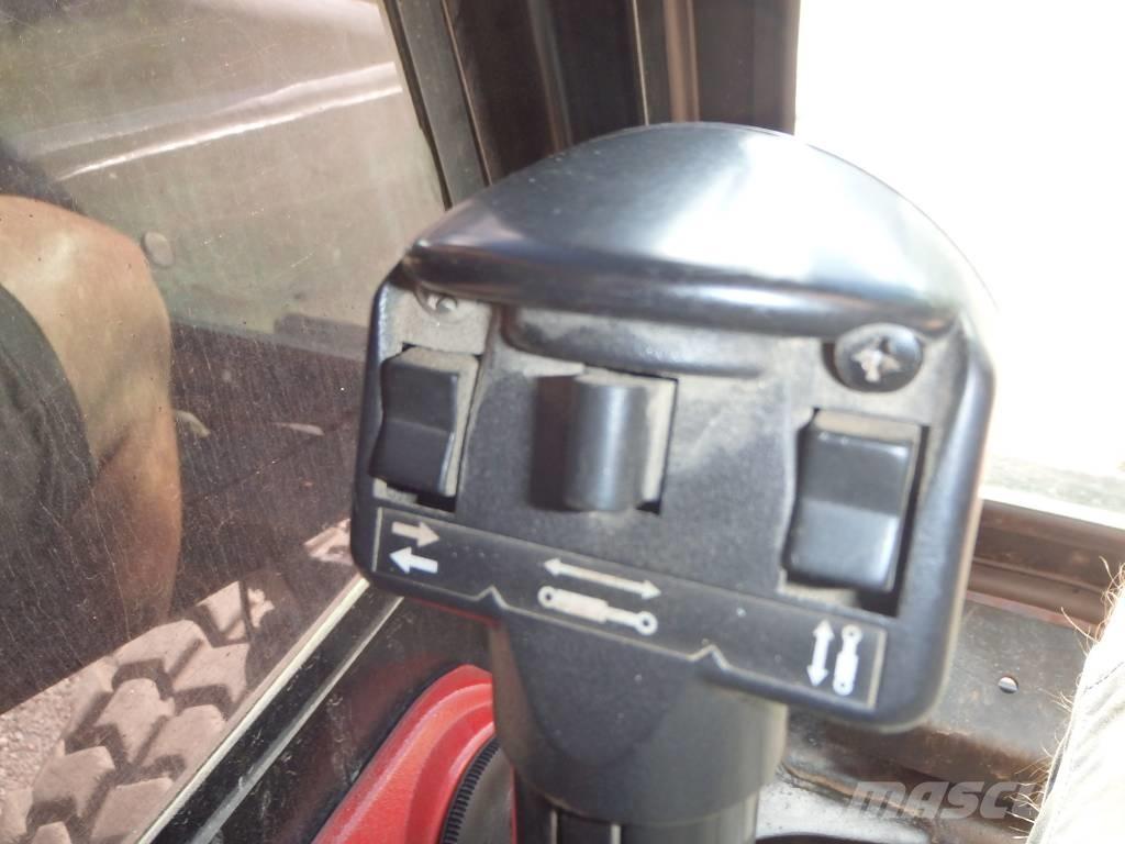 Bobcat S 300 Šmykom riadené nakladače