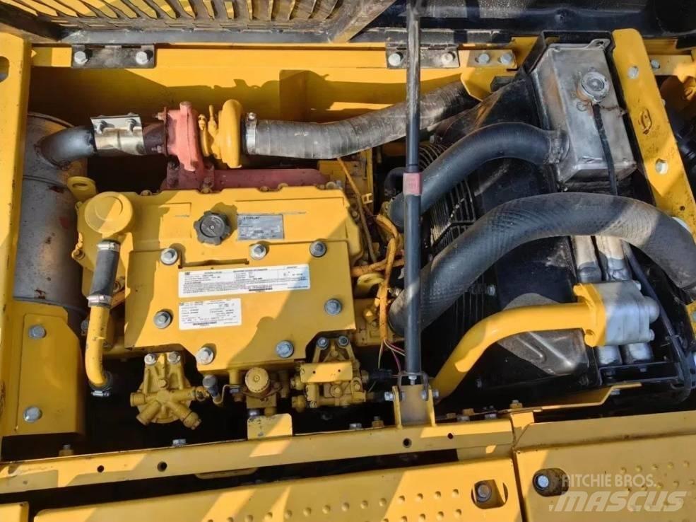 CAT 312 D Pásové rýpadlá