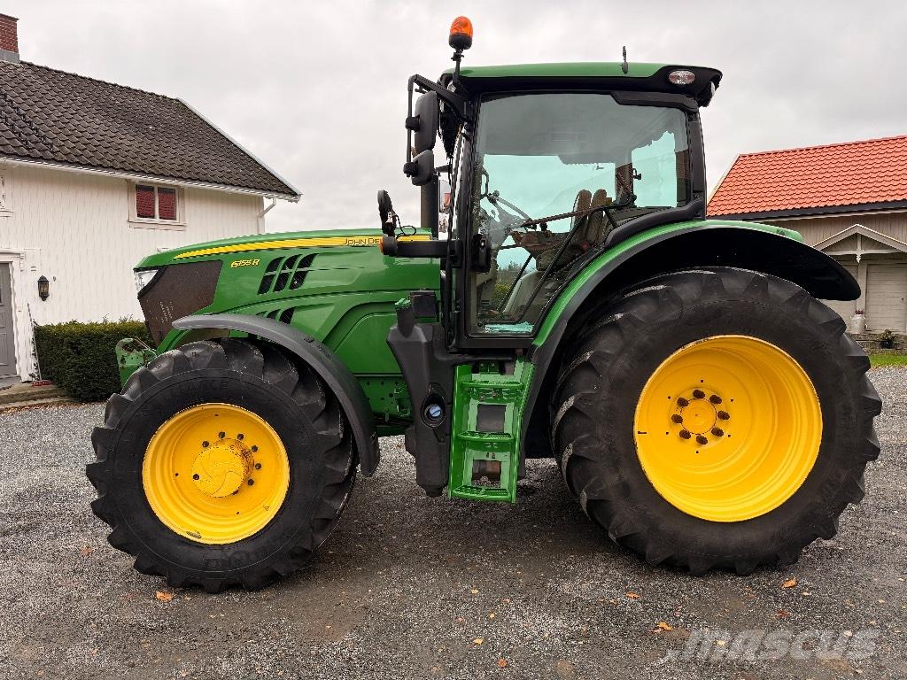 John Deere 6155 R Traktory