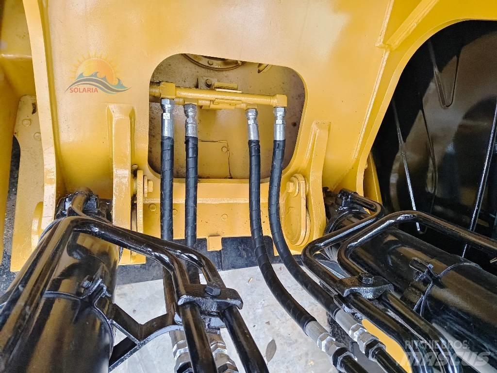 CAT 330 D 2L Pásové rýpadlá