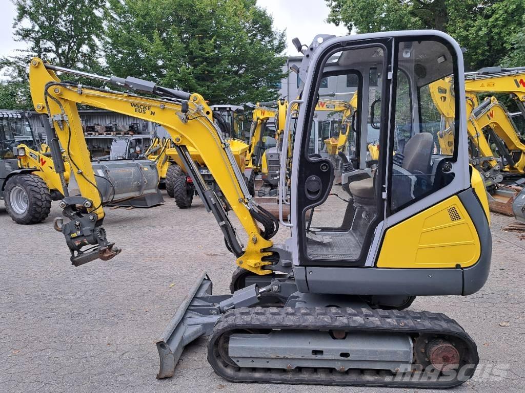 Wacker Neuson ET24 Pásové rýpadlá