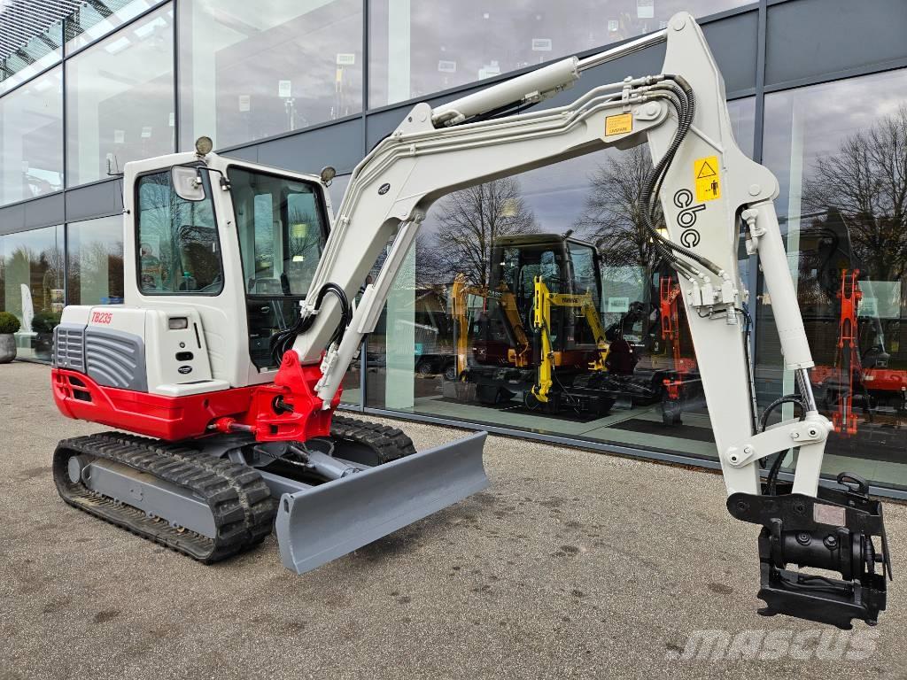 Takeuchi TB 235 Mini rýpadlá < 7t