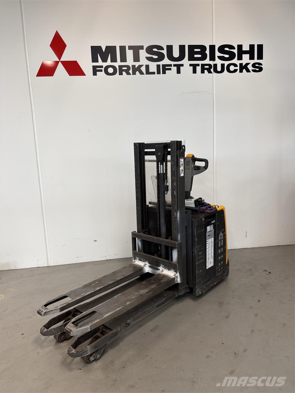 Atlet PDP200 Samohybné vozíky