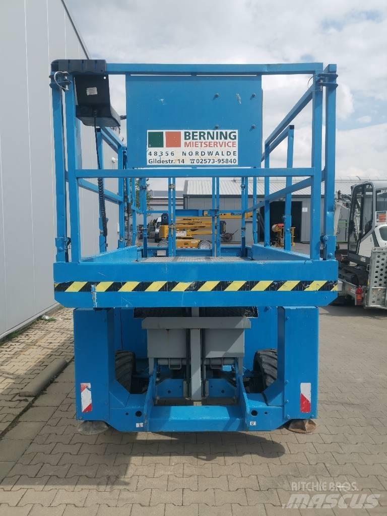 Genie GS 3268 RT Nožnicové zdvíhacie plošiny
