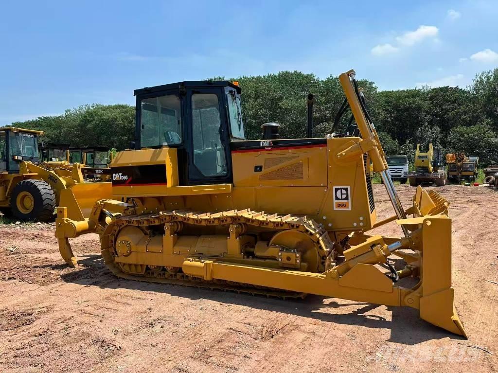 CAT D 6 G Pásové dozéry