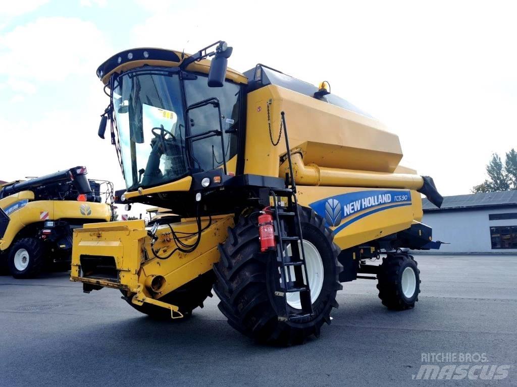 New Holland TC 5.70 Kombinované zberacie stroje
