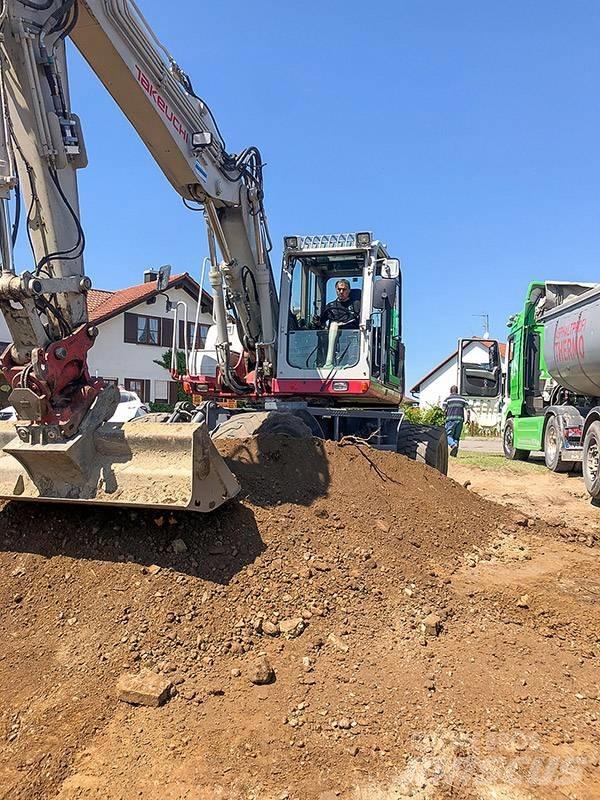 Takeuchi TB 2150 Pásové rýpadlá