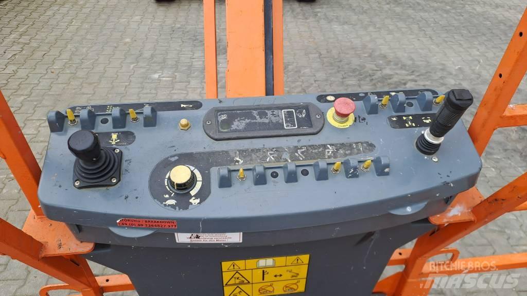 JLG 460 SJ Teleskopické plošiny