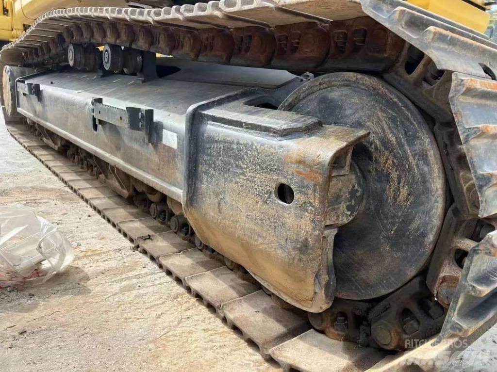 Komatsu PC430-8 Pásové rýpadlá