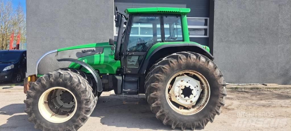 Valtra T180-4 Traktory