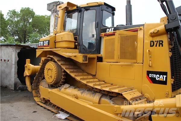 CAT D 7 R LGP Pásové dozéry