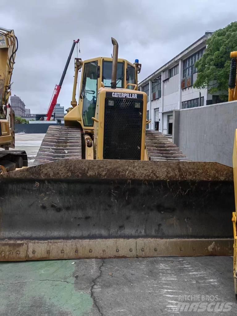 CAT D5N Pásové dozéry