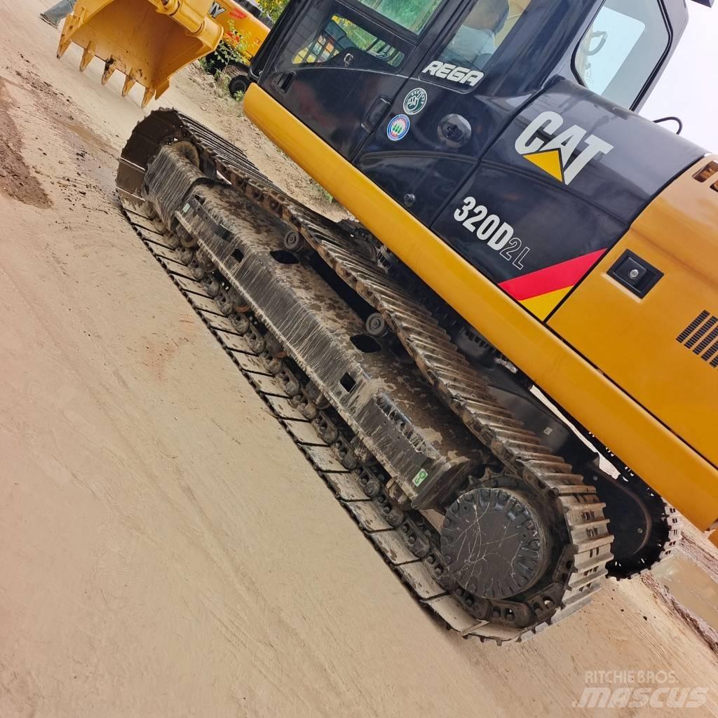 CAT 320D Pásové rýpadlá