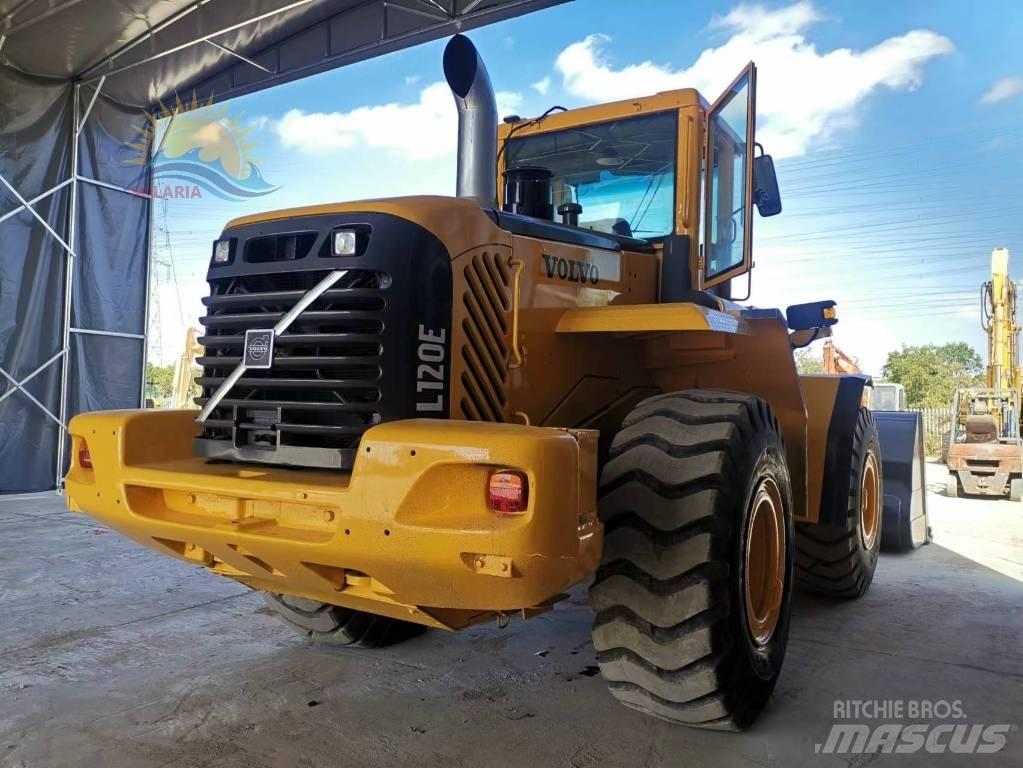 Volvo L 120 E Kolesové nakladače