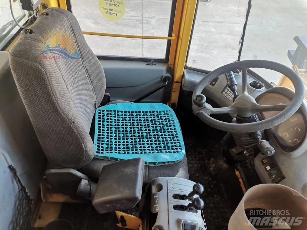 Volvo L 120 E Kolesové nakladače