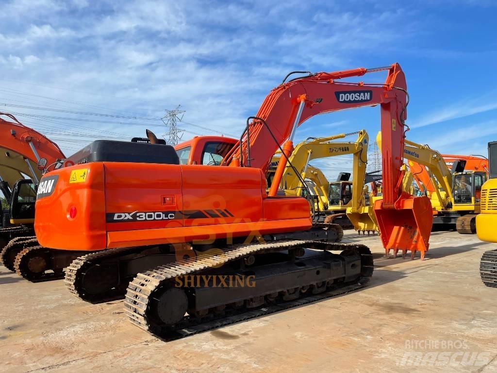 Doosan 300LC Pásové rýpadlá