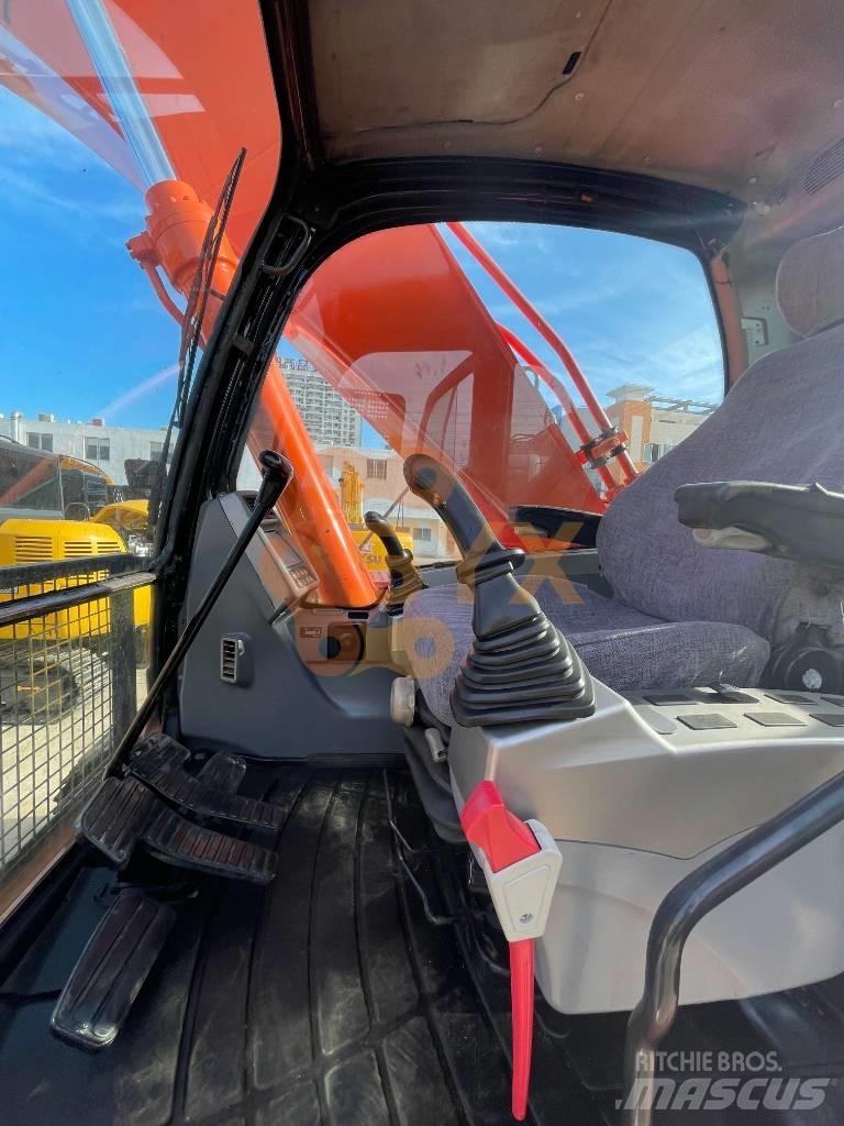 Doosan 300LC Pásové rýpadlá