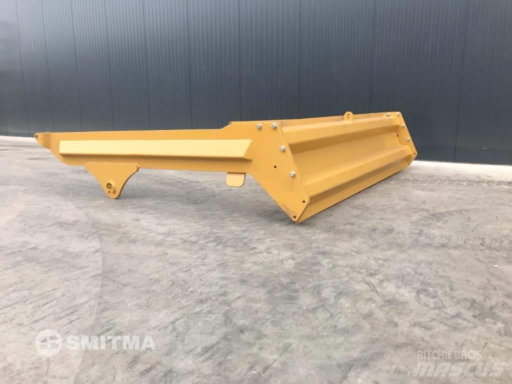 Volvo A30G Zadné dvere