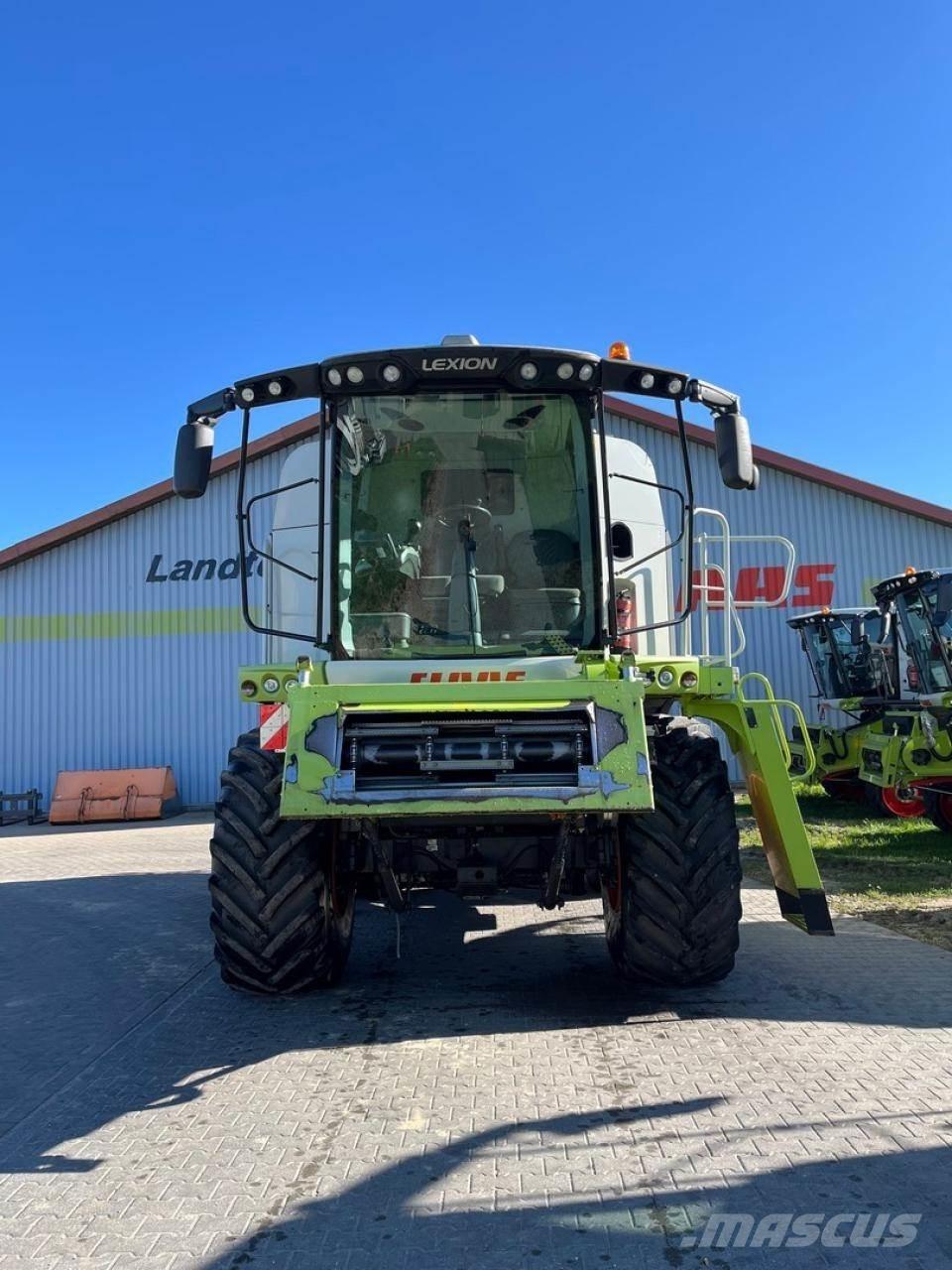 CLAAS Lexion 750 Kombinované zberacie stroje