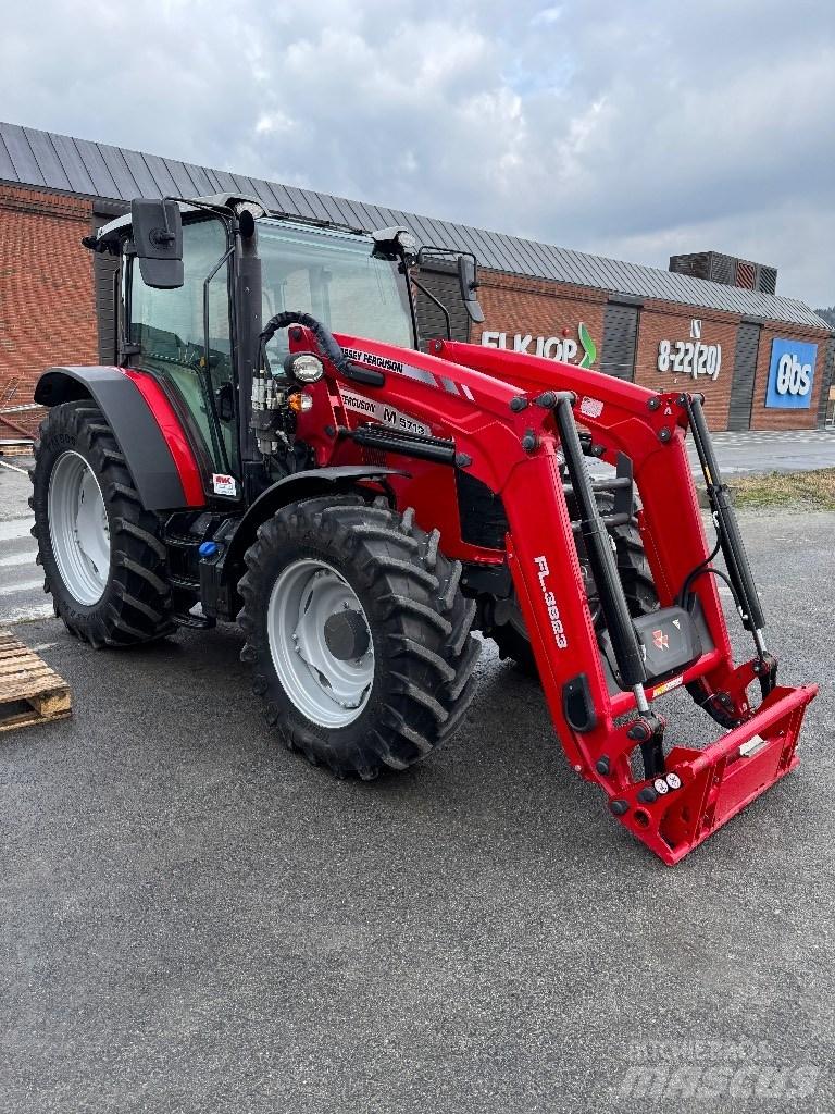 Massey Ferguson 5713 Traktory