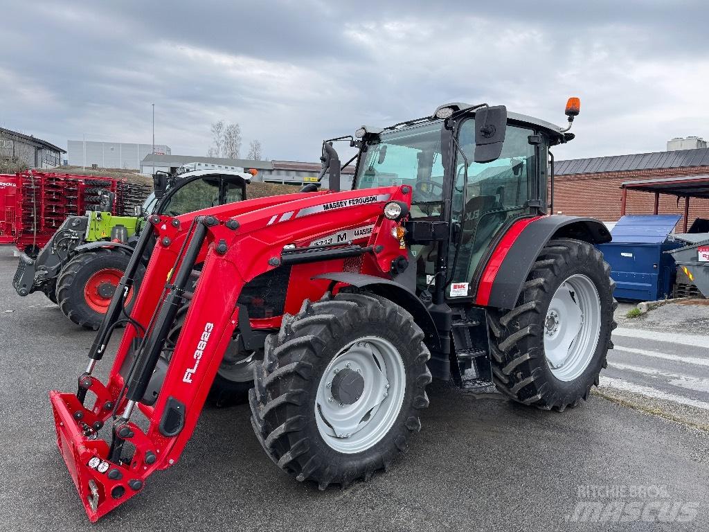 Massey Ferguson 5713 Traktory
