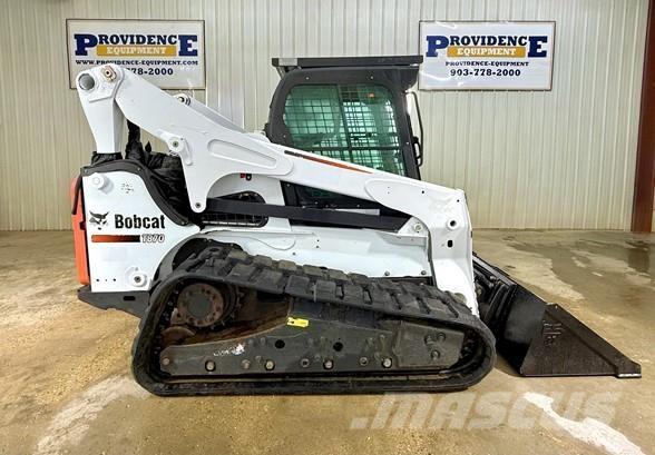 Bobcat T870 Šmykom riadené nakladače